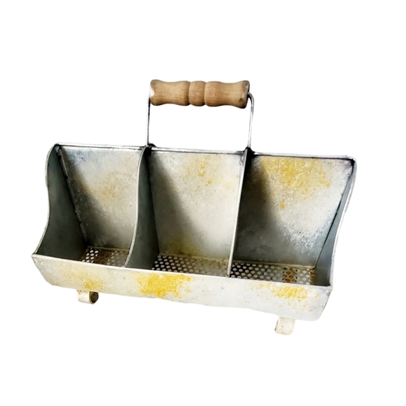 Galvanized Metal Six Sectioned Decorative Tray Farmhouse Country Primitive - Picture 1 of 5